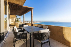 Private Hot Tub - Stunning Views - Exterior Terrace